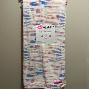 Betsey Johnson throw blanket